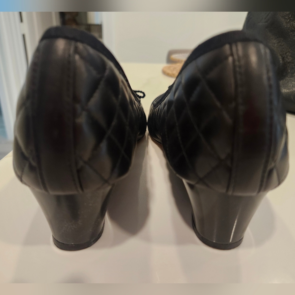 Paul Mayer Quilted Leather Wedge - Picture 9 of 14